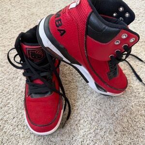 Zumba Fitness Red and Black Hello kitty 7 GUC